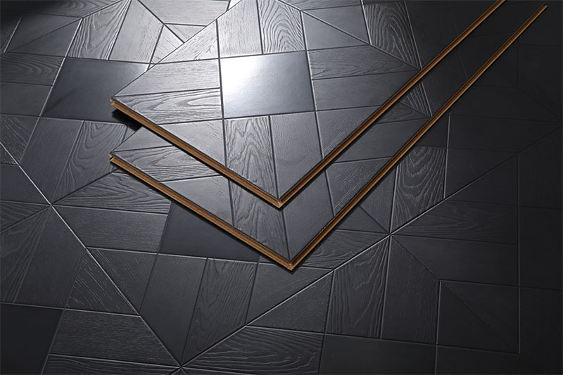 Diamond-shaped Mosaic Laminate Flooring